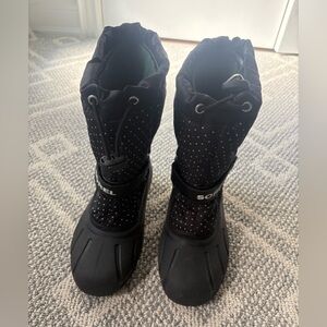 Sorel Black with white polka dot Boots, kids size 3